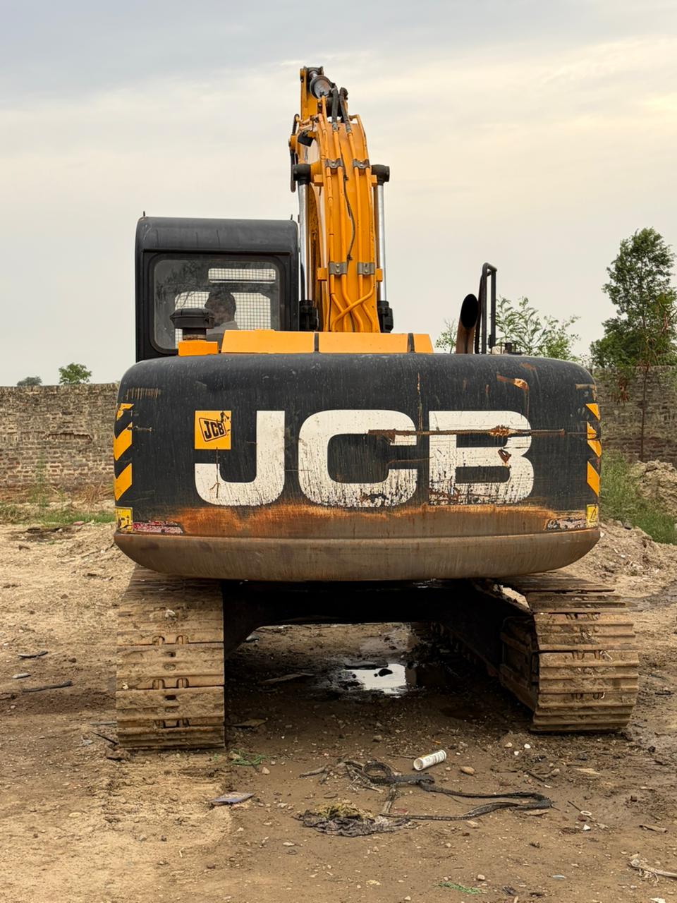 Excavator — JCB JS140 Excavator (2021)